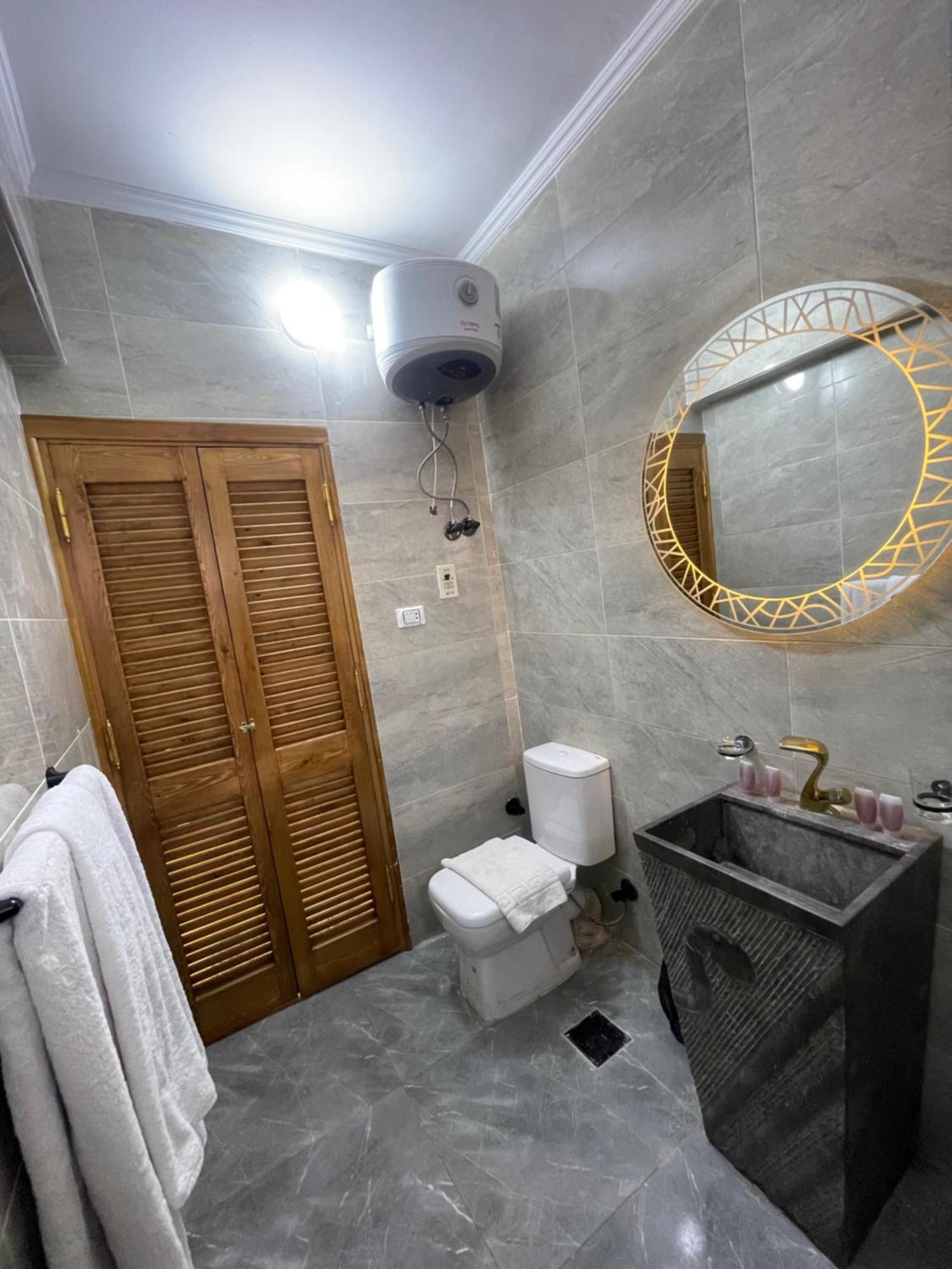 Cheops Pyramids Inn Kafrat al Jabal Exterior photo